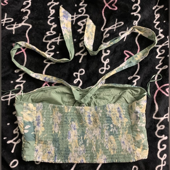 Abercrombie Poplin Knot-Front Halter Top - Picture 2 of 5
